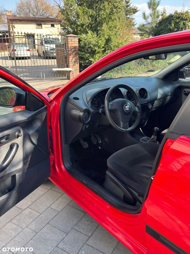 Seat Ibiza 1.4 16V Reference - 6