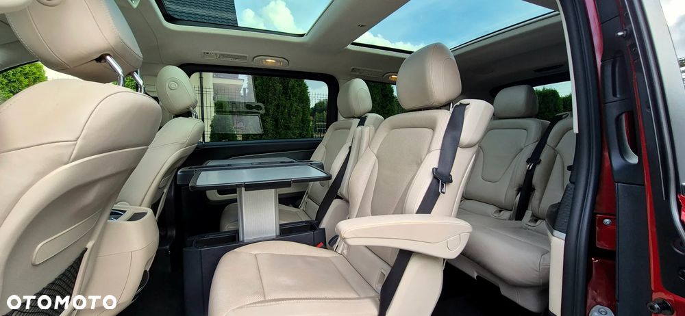 Mercedes-Benz Klasa V 300 d 4-Matic Exclusive 9G-Tronic (d³ugi) - 21
