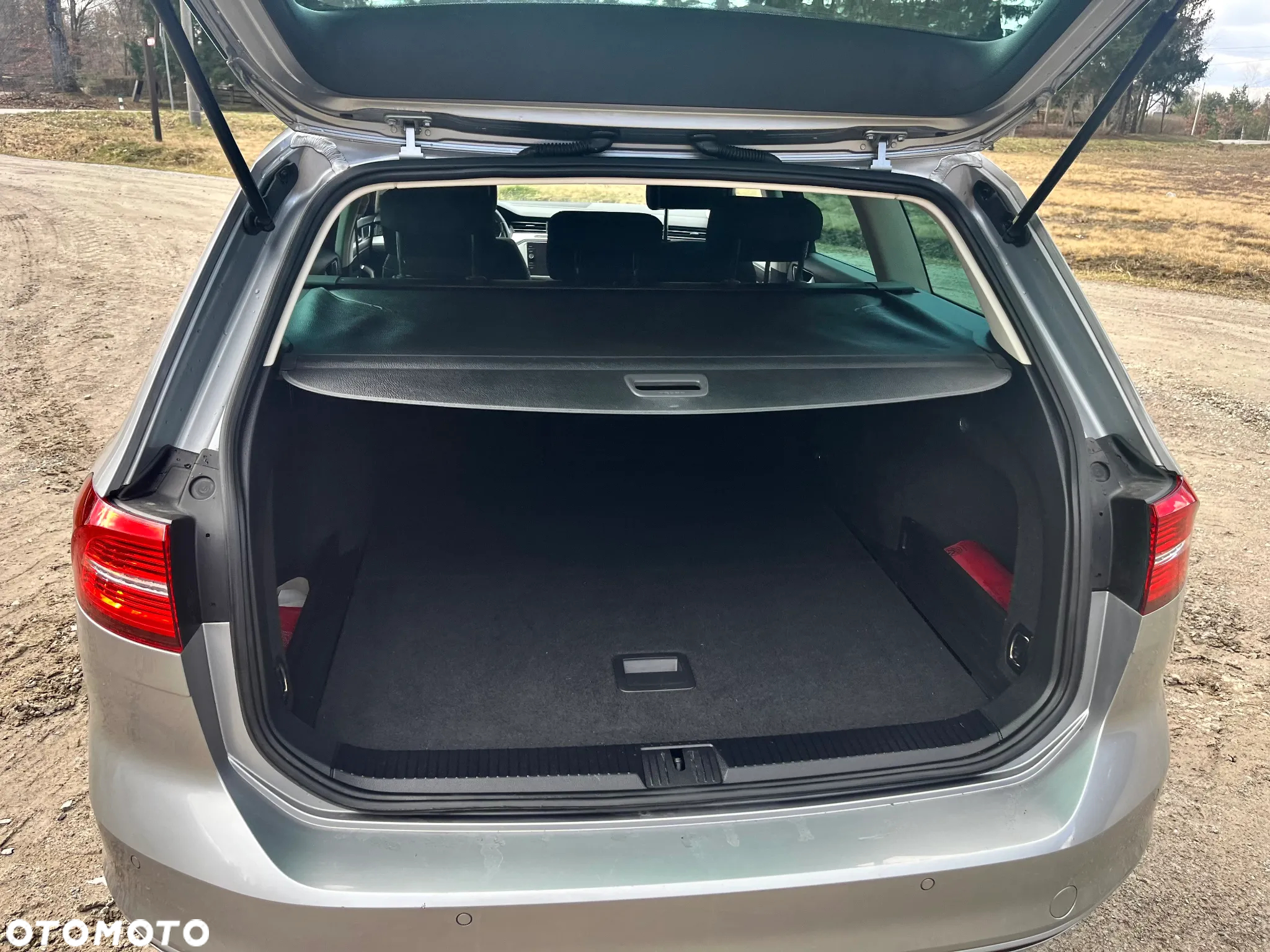 Volkswagen Passat Variant 1.6 TDI (BlueMotion Technology) Comfortline - 30