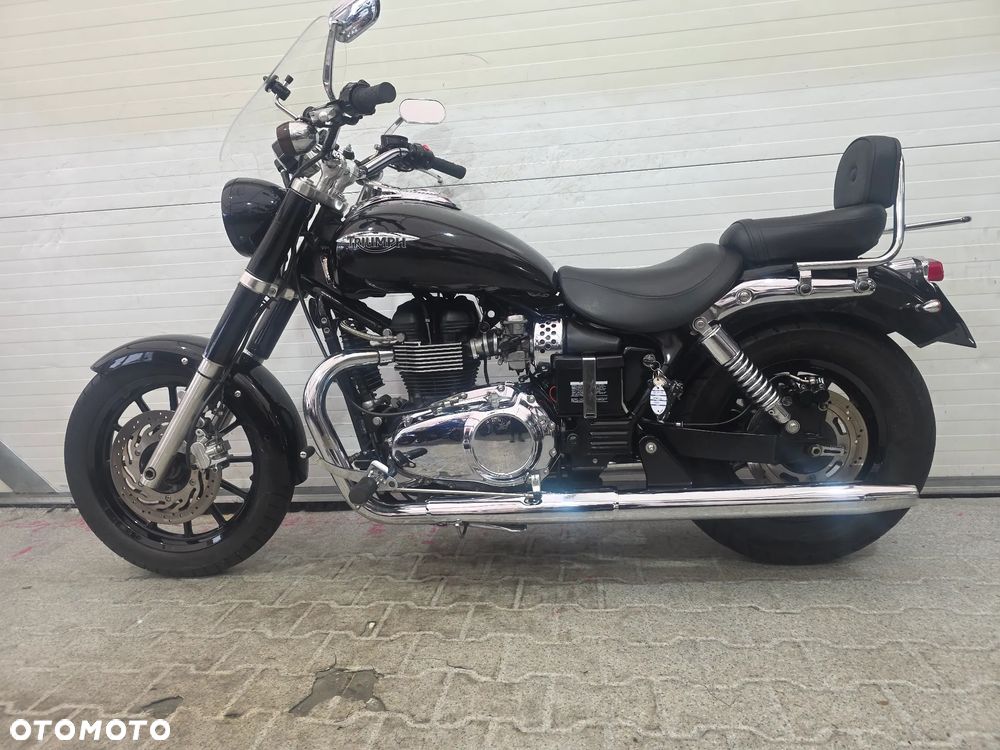 Triumph America - 1
