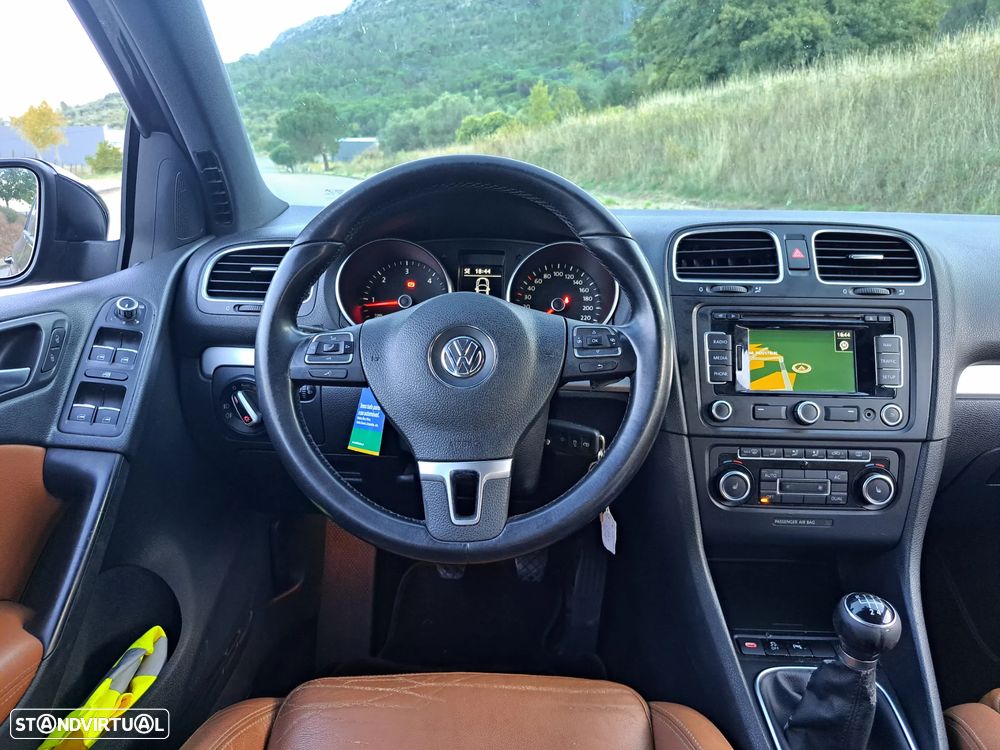 VW Golf 1.6 TDi Edition - 16