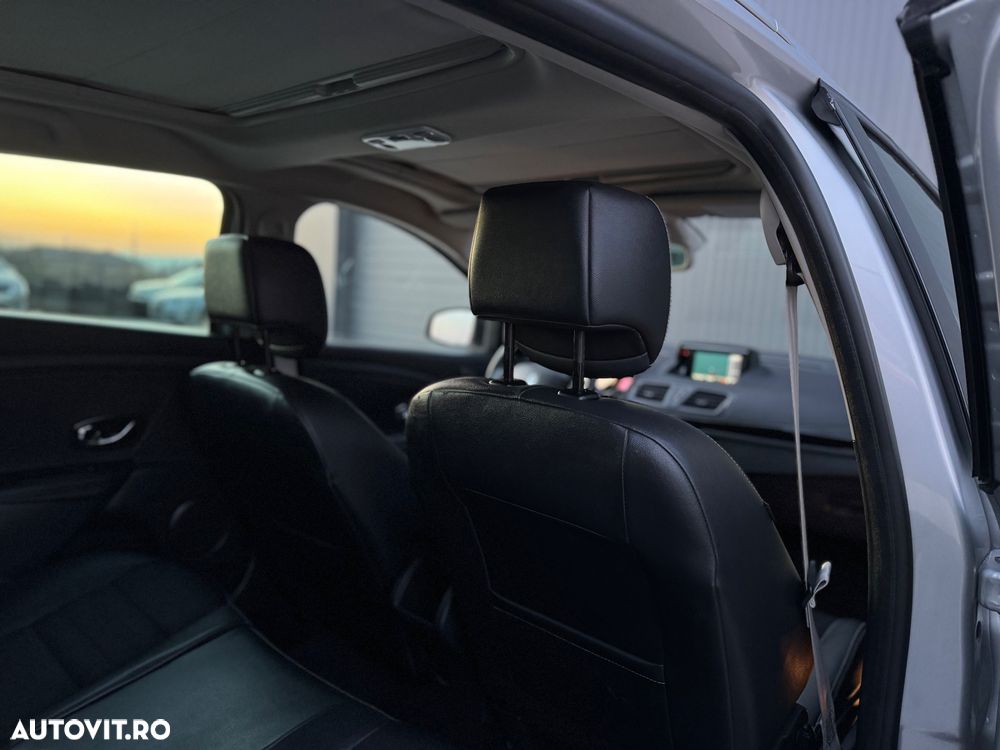 Renault Megane ENERGY dCi 110 Start & Stop Bose Edition - 20