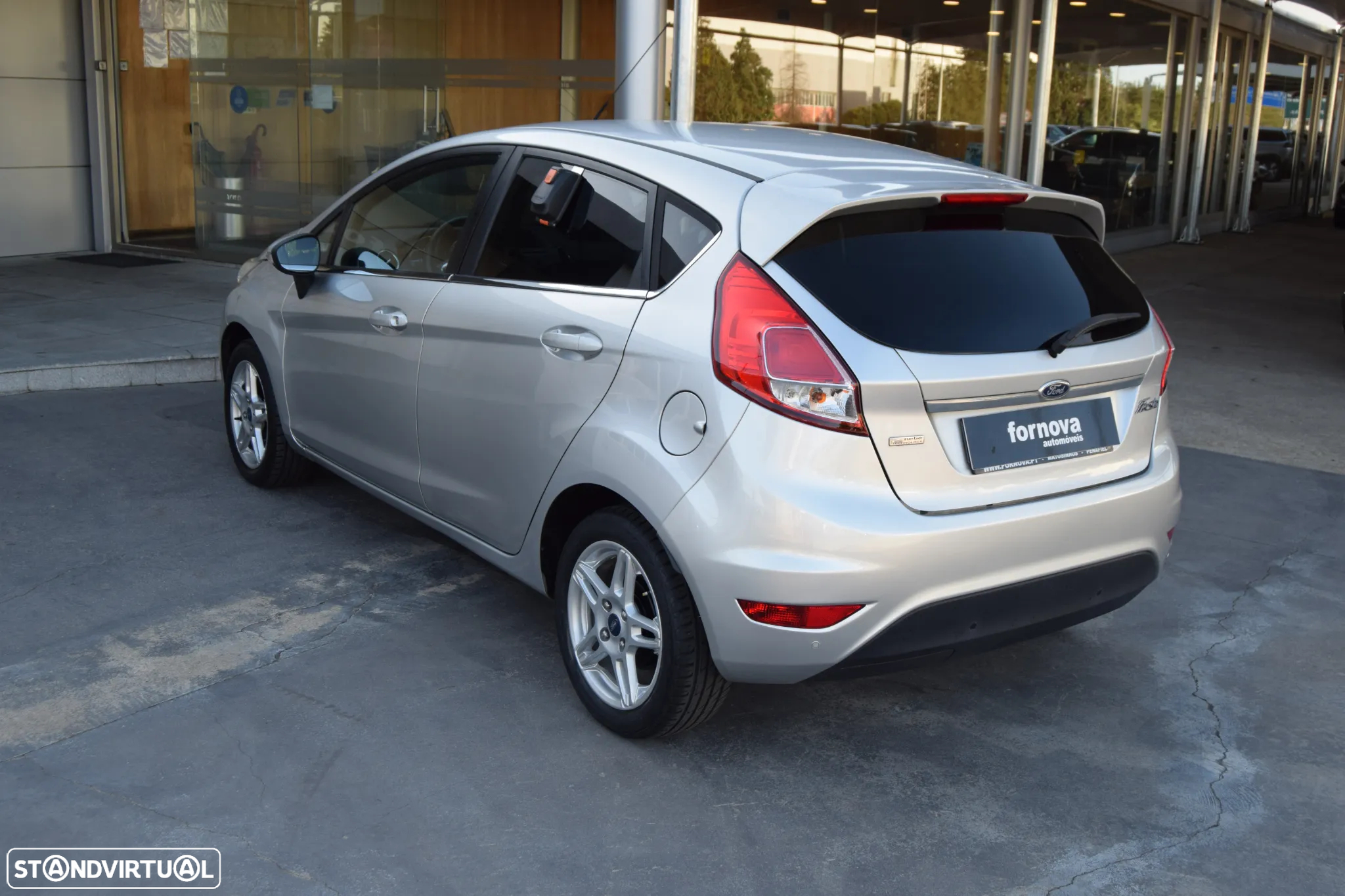 Ford Fiesta 1.0 Ti-VCT Titanium - 9