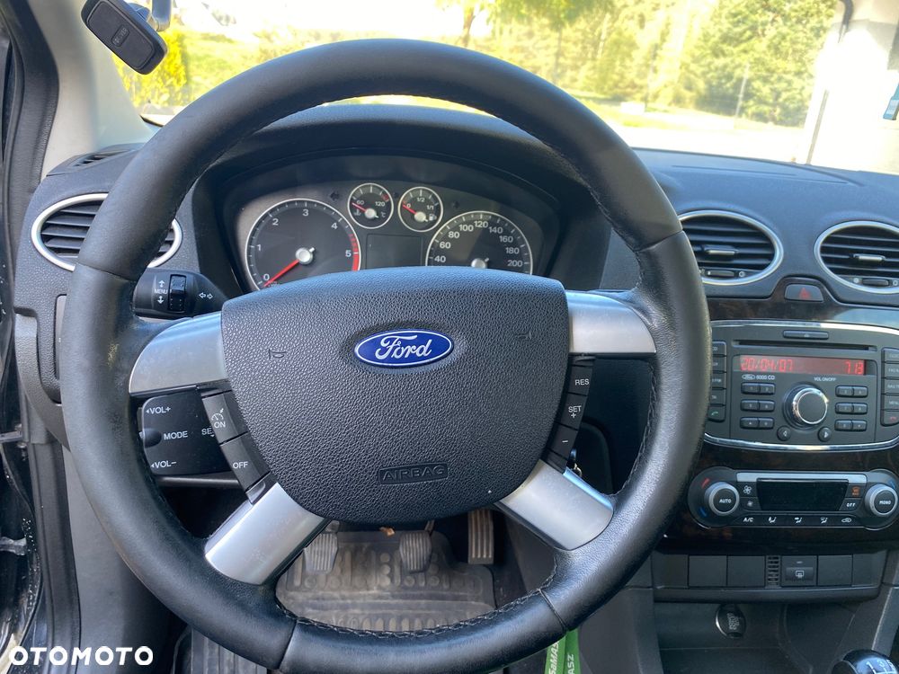 Ford Focus - 8
