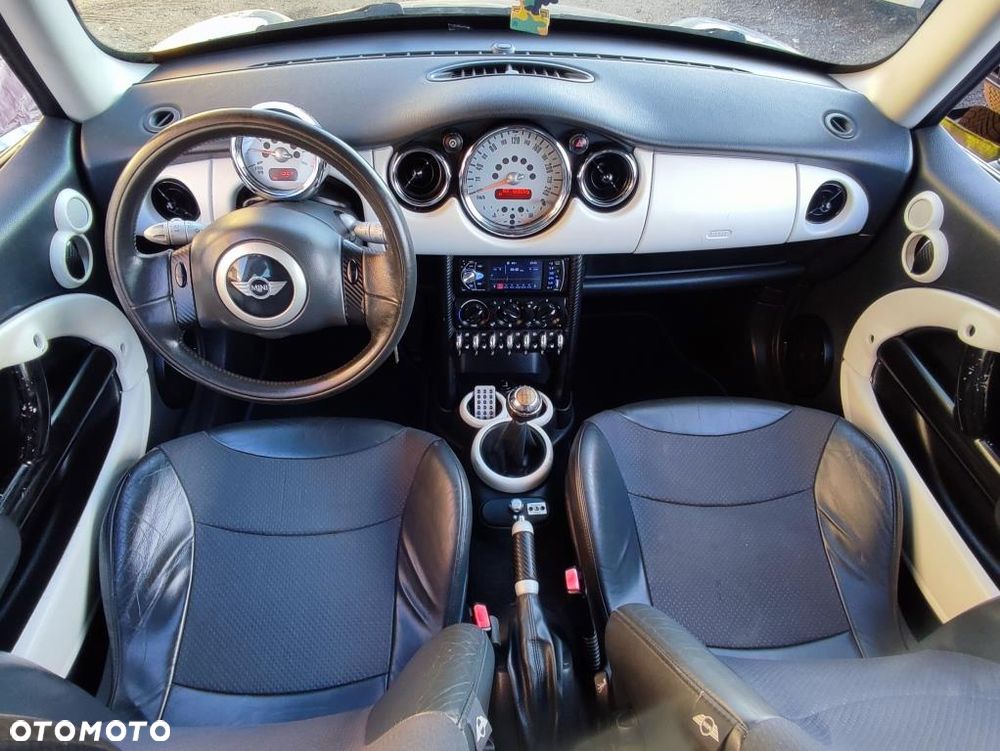 MINI Cooper S Standard - 10