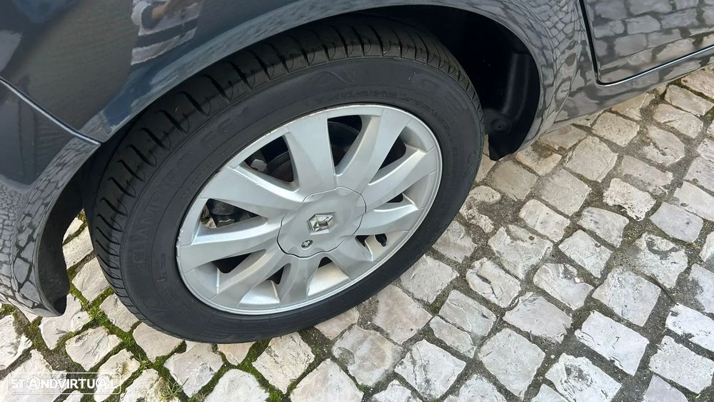 Renault Scénic 1.5 dCi Dynamique S - 7