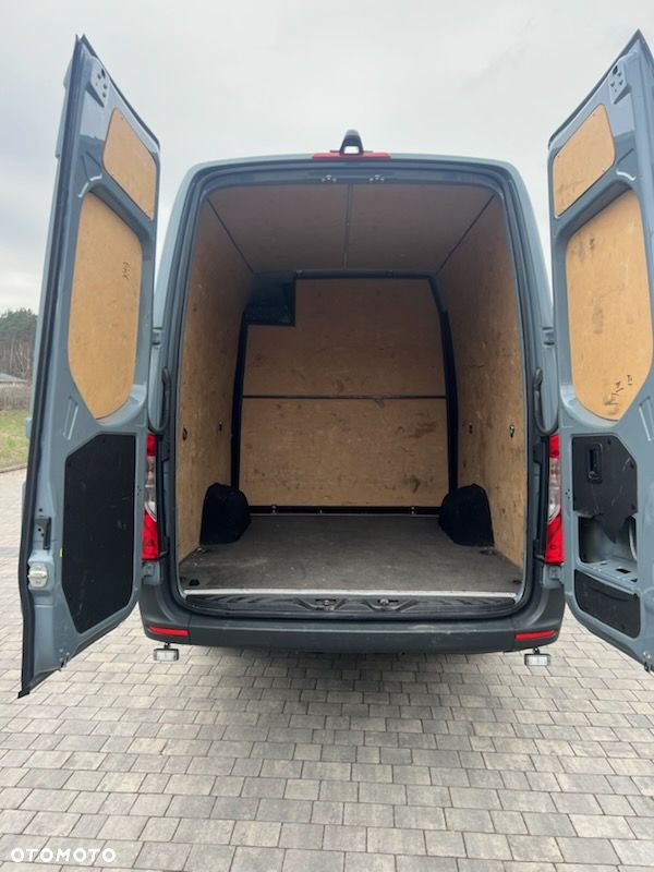 Mercedes-Benz Sprinter Long PRO 9G-Tronic 907.235 - 7