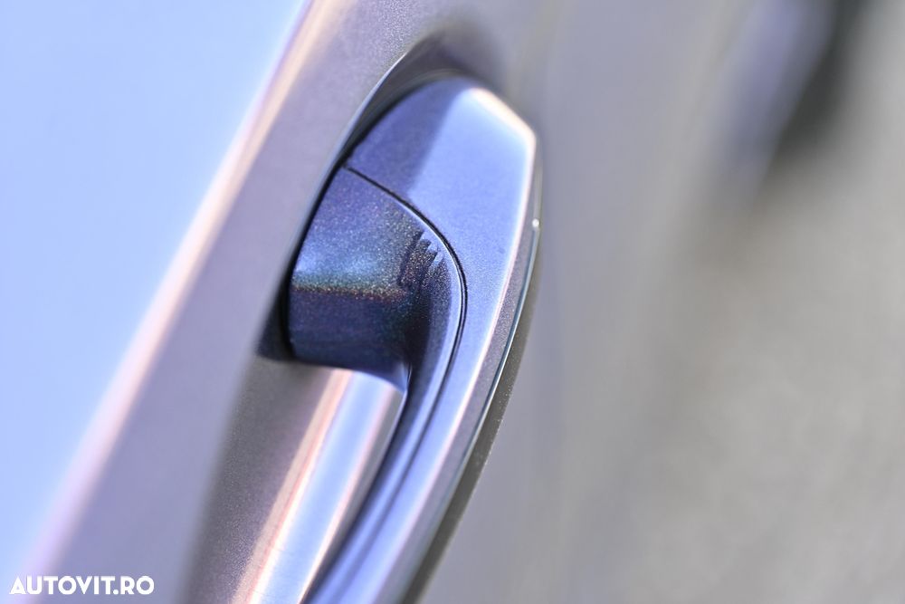 BMW Seria 5 - 38