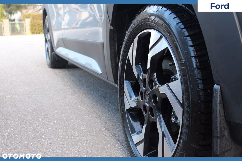 Ford Tourneo Custom - 5