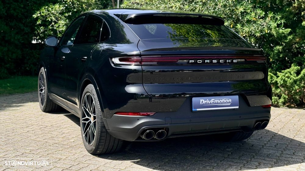 Porsche Cayenne Coupé E-Hybrid - 2