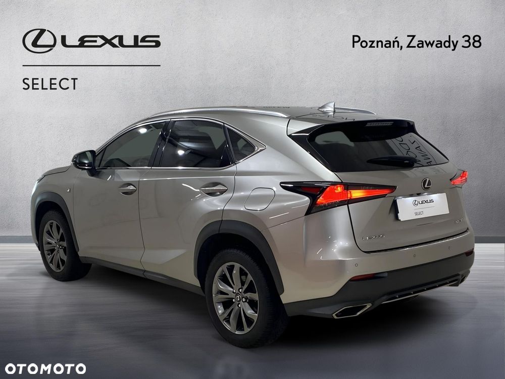 Lexus NX - 9