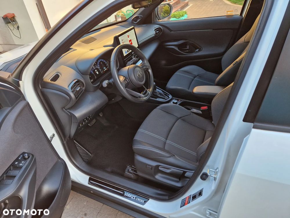Toyota Yaris Cross Hybrid 1.5 Premiere Edition AWD - 13