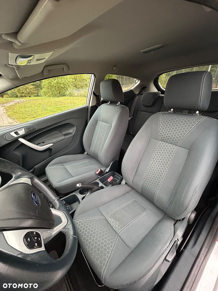 Ford Fiesta 1.4 TDCi Ambiente - 18