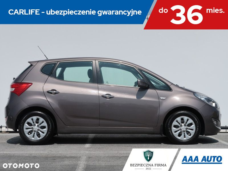 Hyundai ix20 - 7