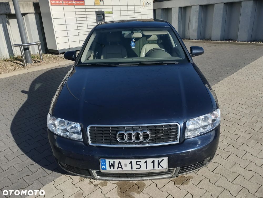 Audi A4 Limousine - 2