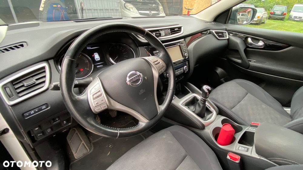 Nissan Qashqai - 10