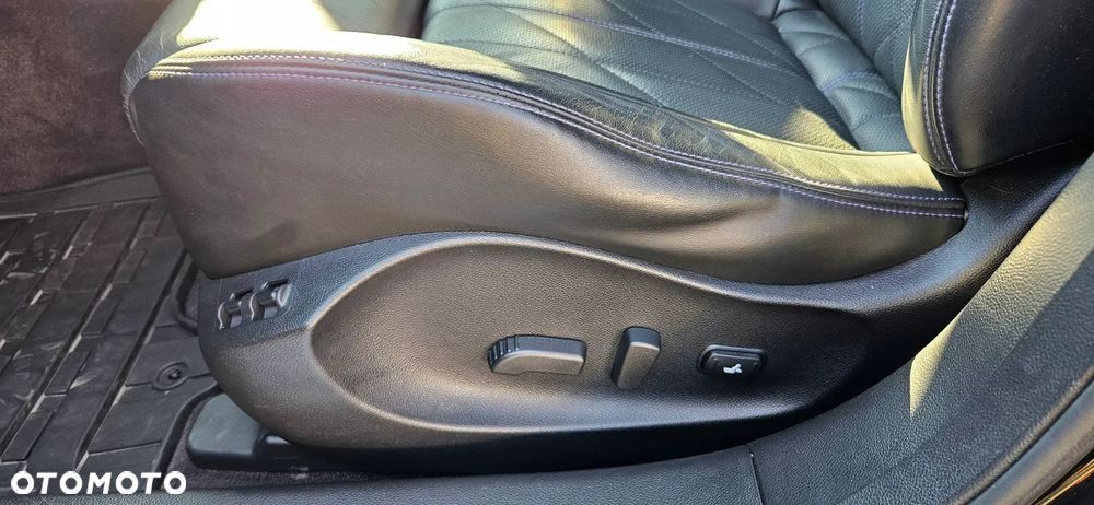 Infiniti QX70 3.7 S Premium - 26