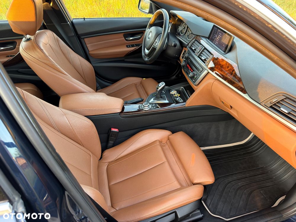 BMW Seria 3 328i Luxury Line - 8
