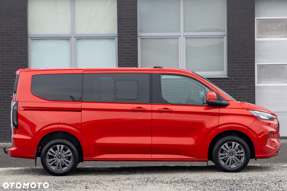 Ford Tourneo Custom - 3