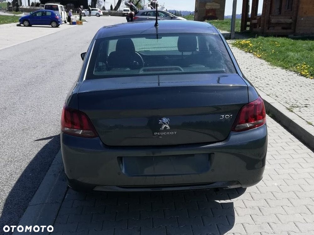 Peugeot 301 1.6 VTi Active - 2