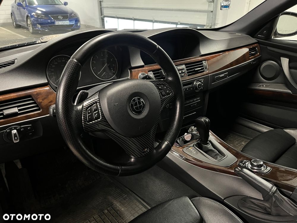 BMW Seria 3 335i M Sport Edition - 15