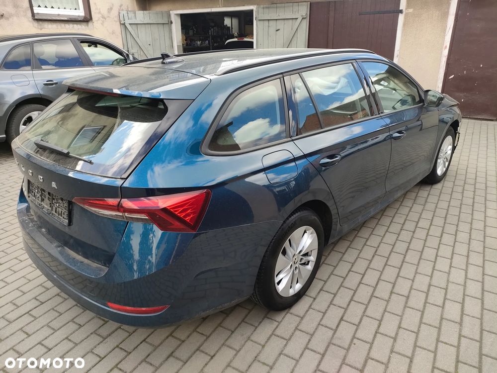 Skoda Octavia - 4