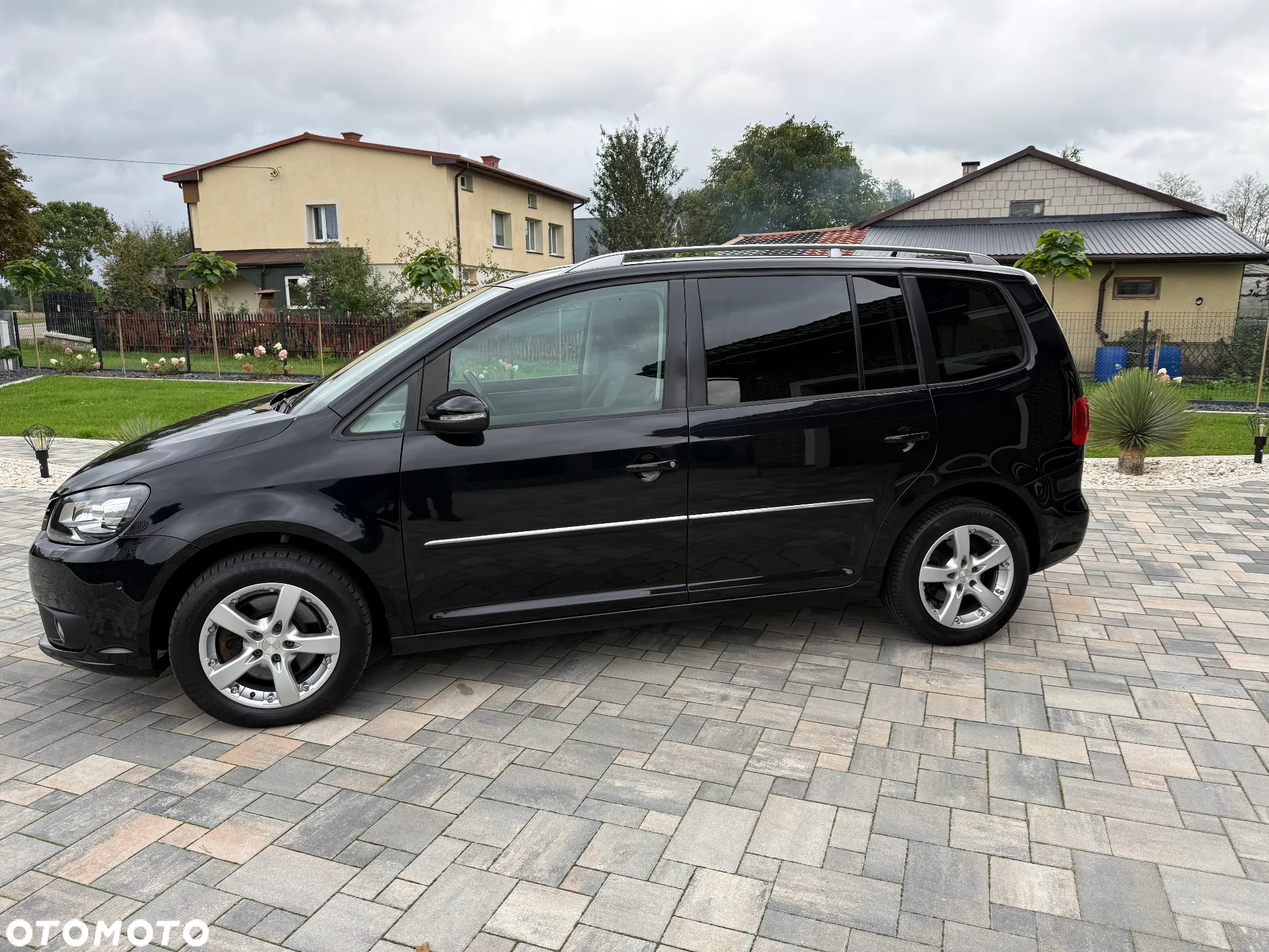 Volkswagen Touran 2.0 TDI DPF Highline Perfectline - 6