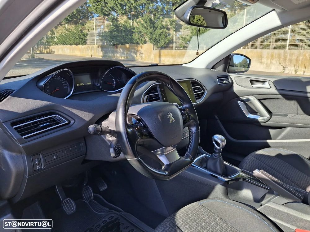 Peugeot 308 SW 1.5 BlueHDi Active - 52