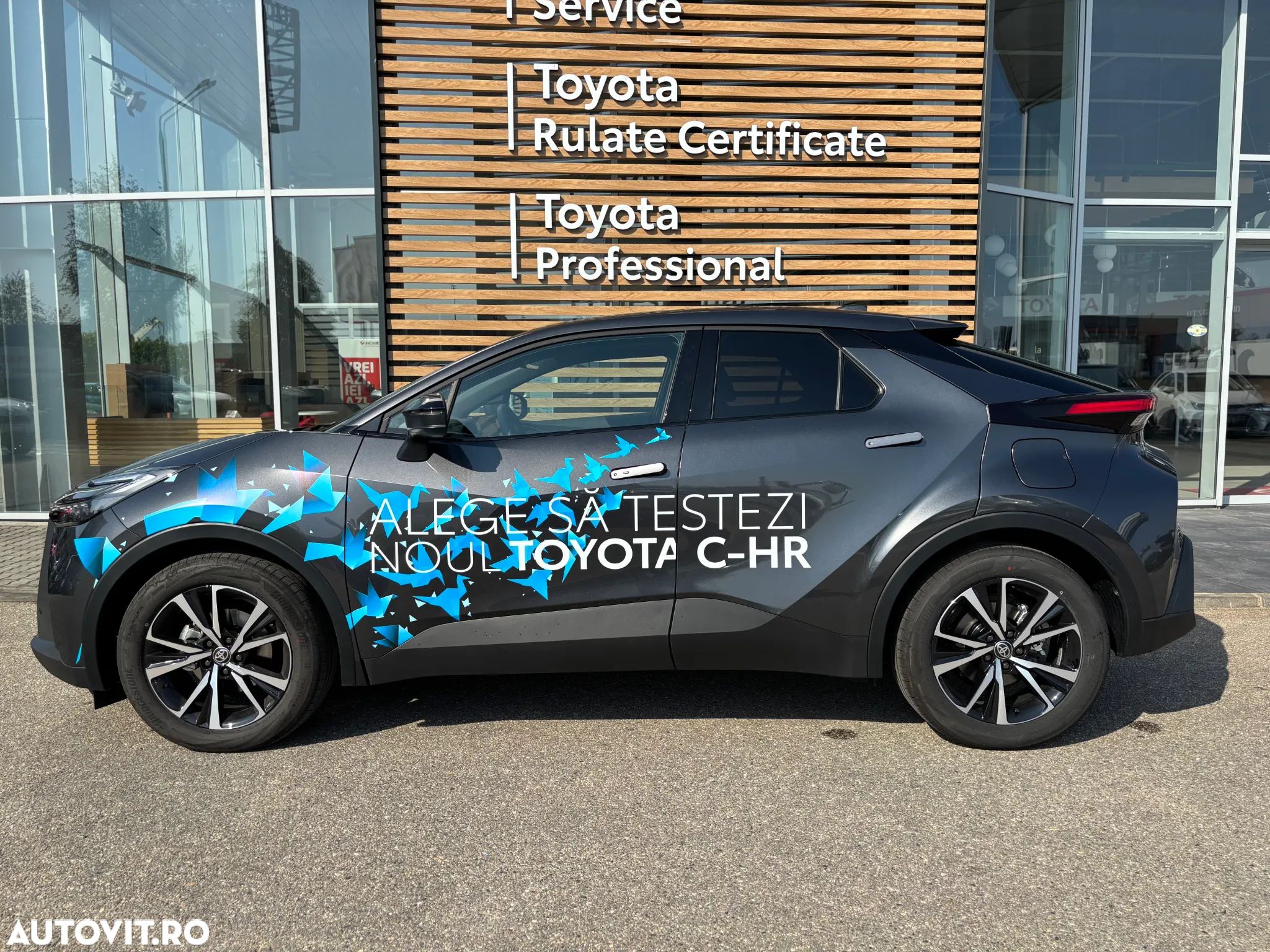 Toyota C-HR - 4