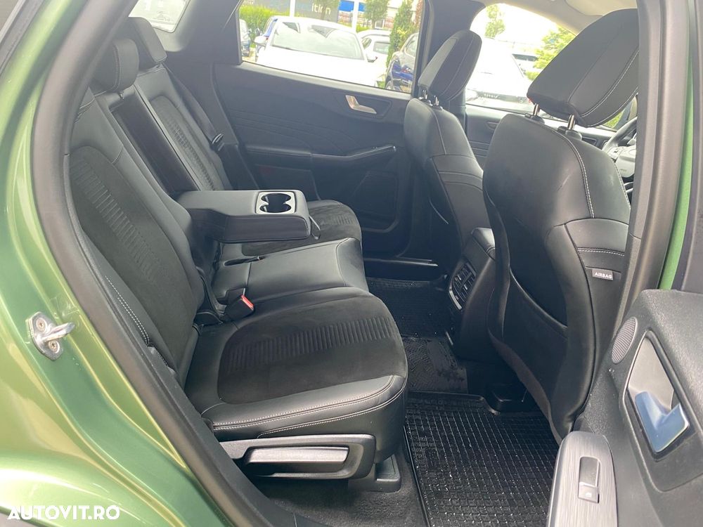 Ford Kuga - 41