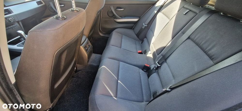 BMW Seria 3 - 10