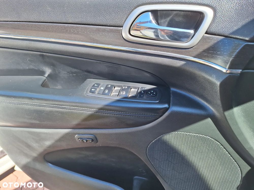 Jeep Grand Cherokee 3.0 CRD Limited - 22