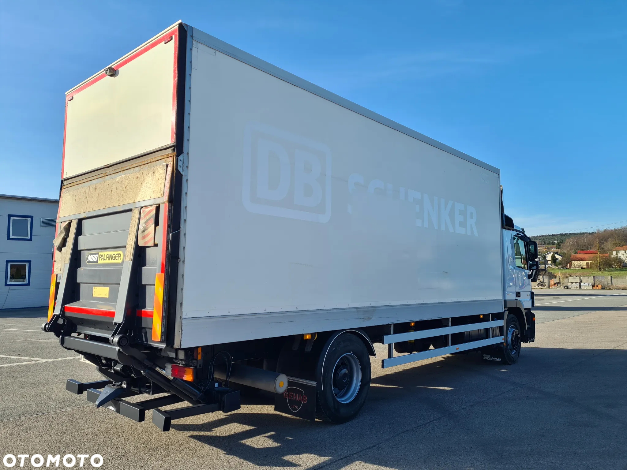 Mercedes-Benz AXOR 1829 CHŁODNIA 21PALET - 24