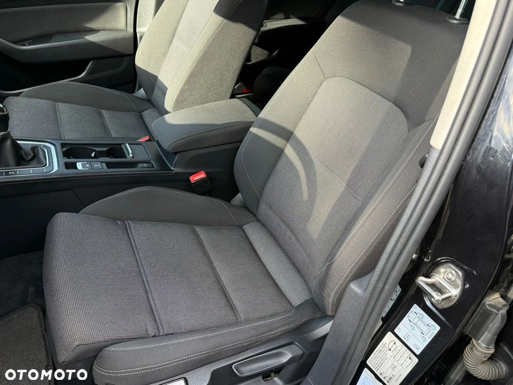 Volkswagen Passat 1.6 TDI (BlueMotion Technology) Comfortline - 20