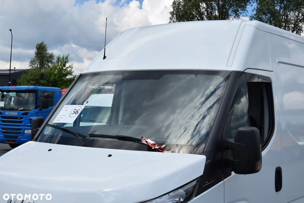 Iveco DAILY 35S12 / 2.3 - 120 KM / DOSTAWCZE / BLASZAK / KLIMA / TEMPOMAT / KLIMA / TRYB CITY / SERWISOWANY / SPROWADZONY Z NIEMIEC - 10