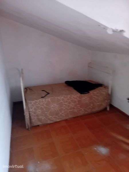 Venda de casa de Pedra de Cantaria - Grande imagem: 4/12