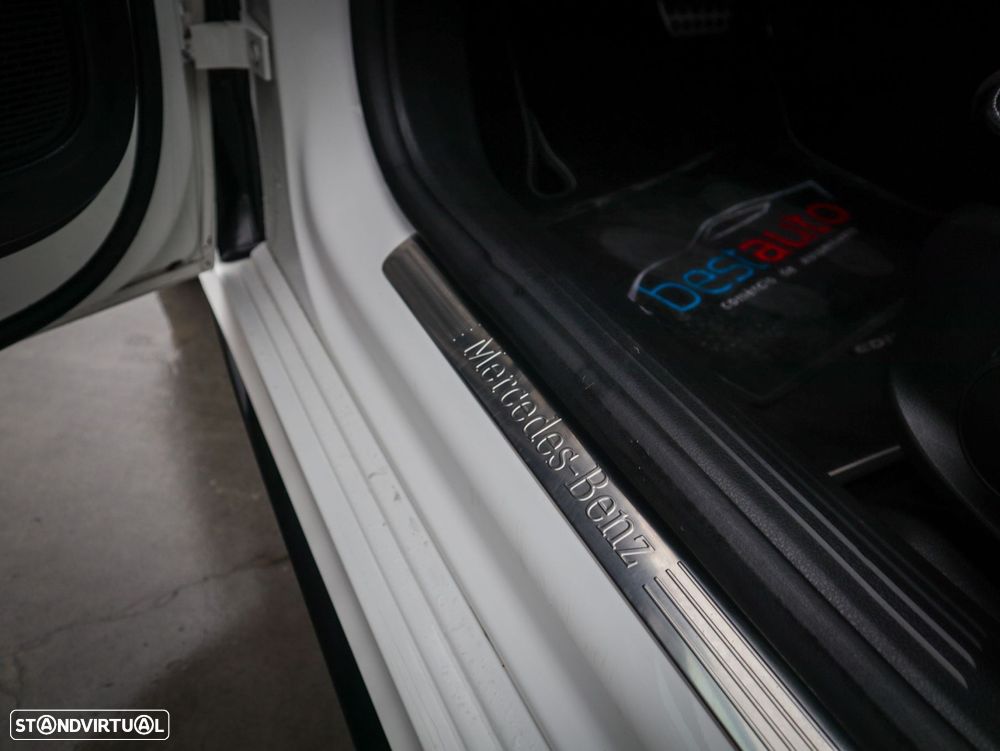 Mercedes-Benz A 250 e 8G-DCT Edition AMG Line - 32