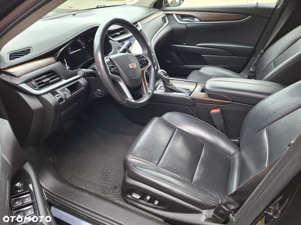 Cadillac XTS - 5