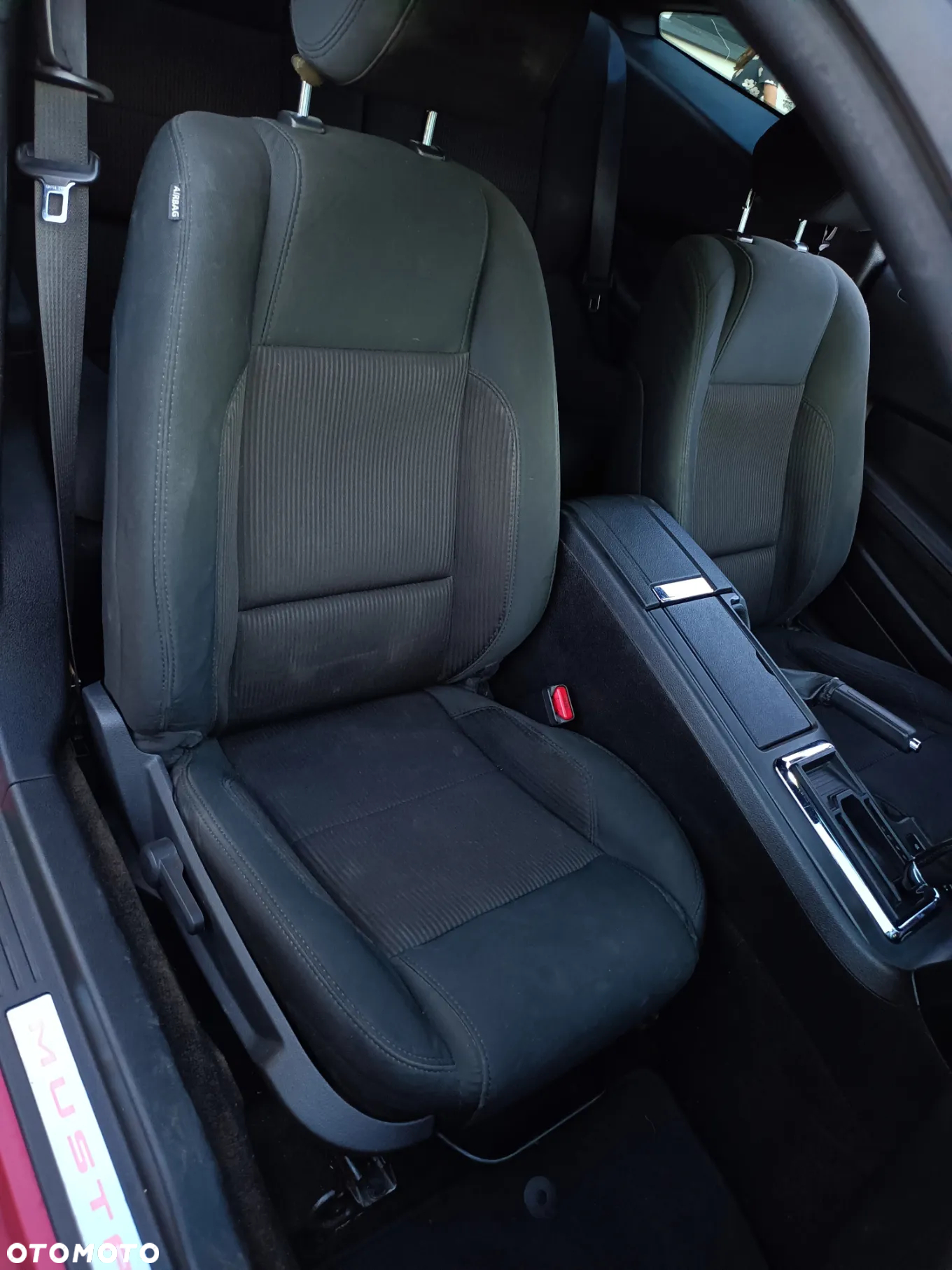 Ford Mustang 3.7 V6 Premium - 26
