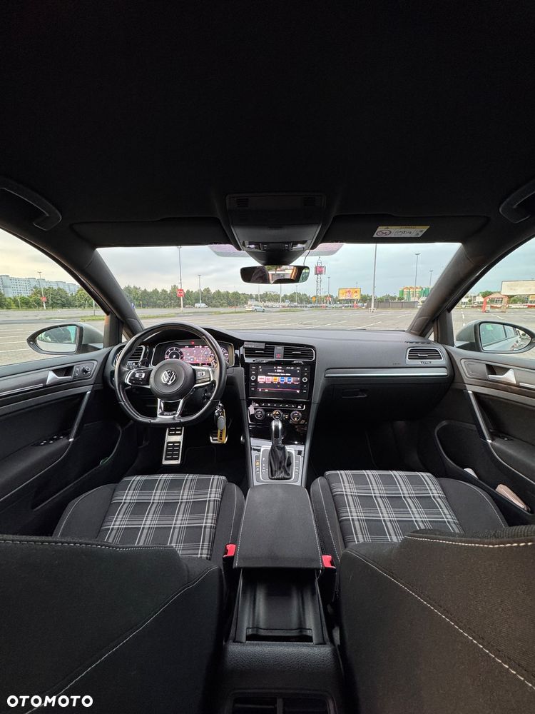 Volkswagen Golf VII 2.0 TDI BMT GTD DSG - 10