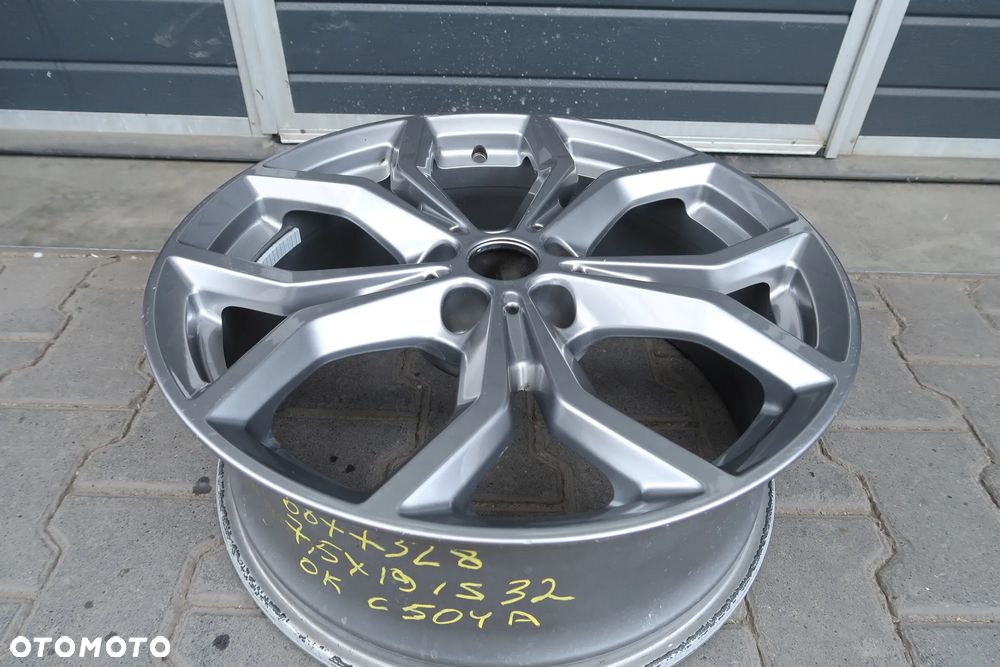C504A Felga BMW 6877238 7,5x19et32 - 2