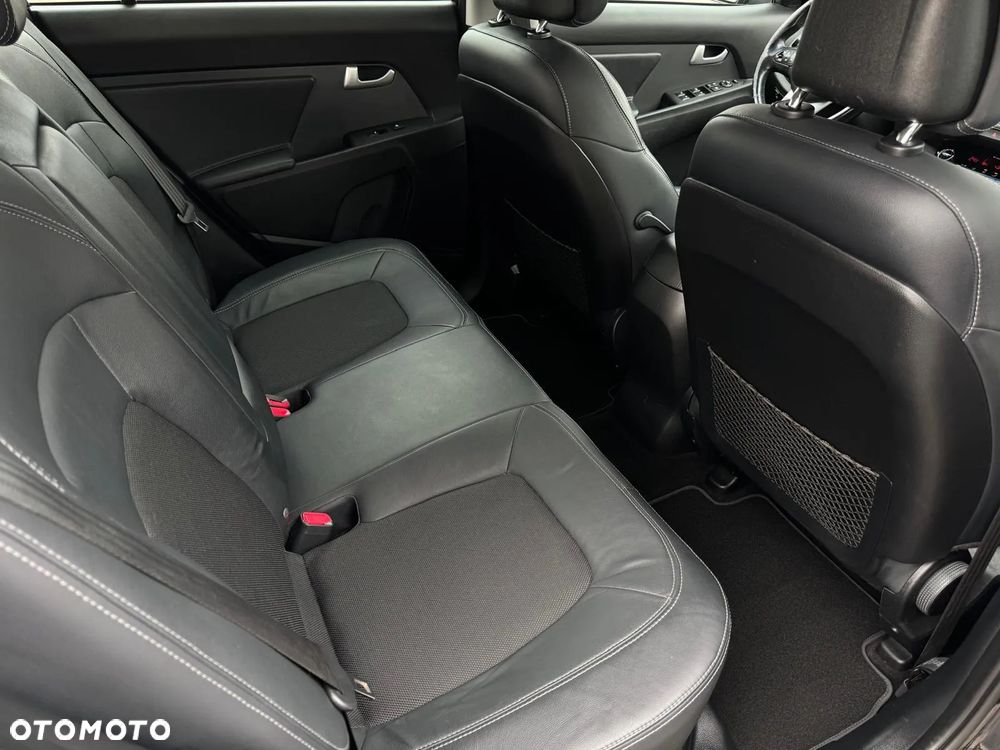 Kia Sportage 2.0 GDI 2WD Vision - 23