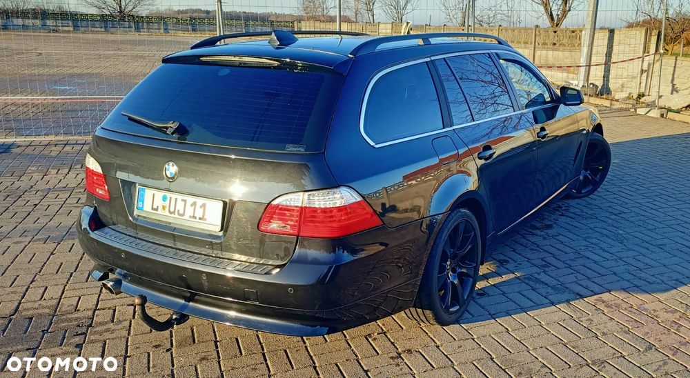 BMW Seria 5 520d Edition Exclusive - 4