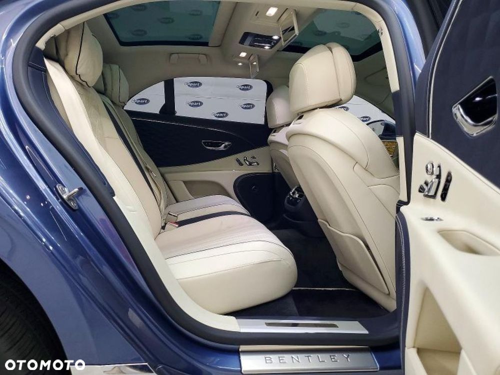 Bentley Flying Spur - 10