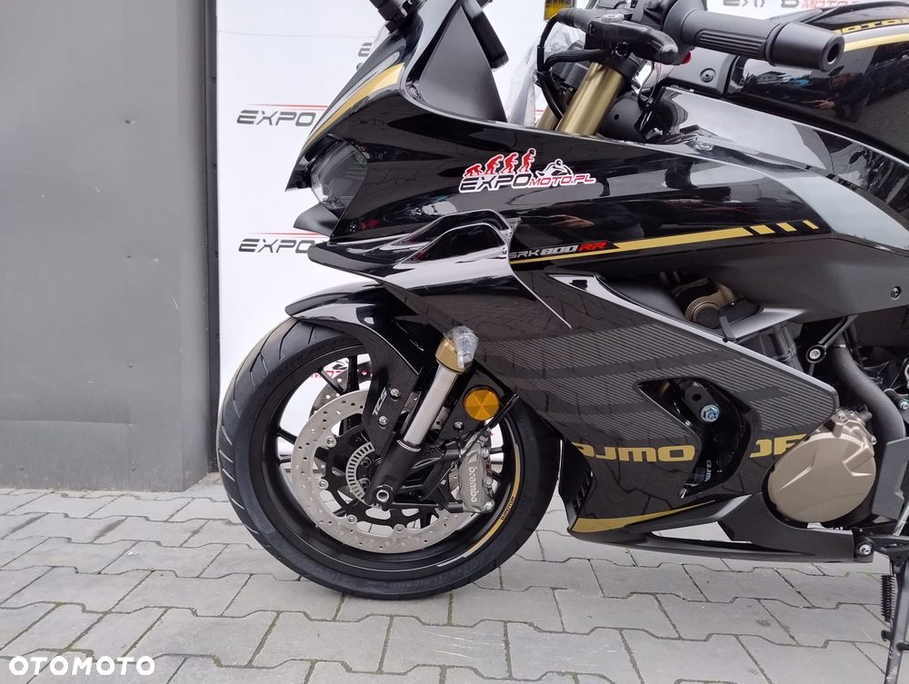 QJMOTOR SRK 800RR - 21
