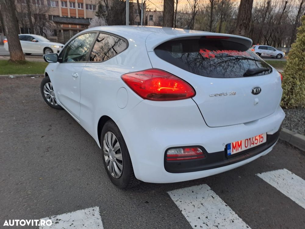Kia Pro Ceed - 11