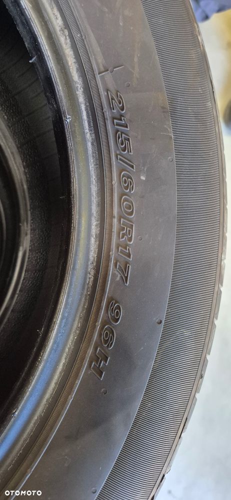 Nexen Nfera Primus 215/60/17 - 2