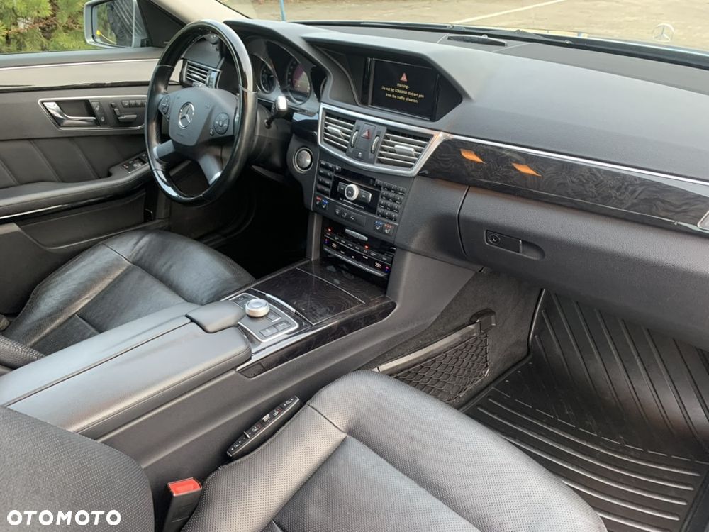 Mercedes-Benz Klasa E 350 CDI BlueEff Avantgarde - 24
