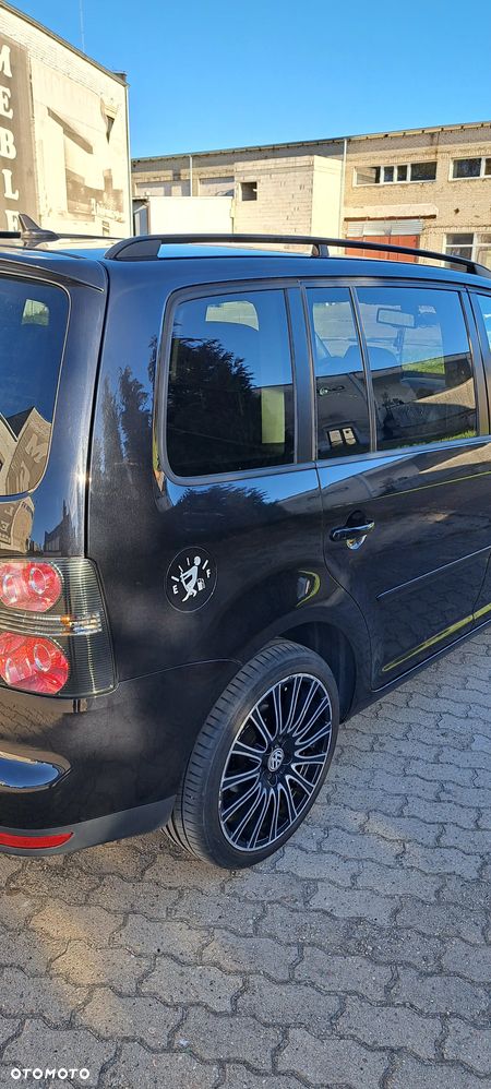 Volkswagen Touran 1.4 TSI Highline - 12