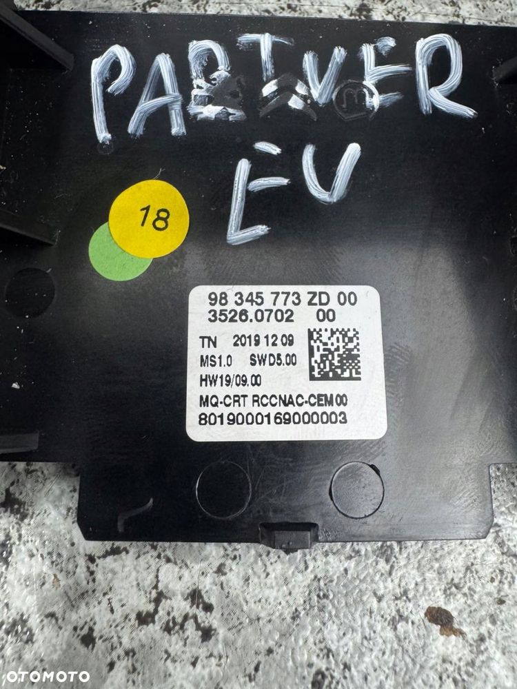 ekran wyświetlacz partner iv 2019 -2024 berlingo 98345773 - 8